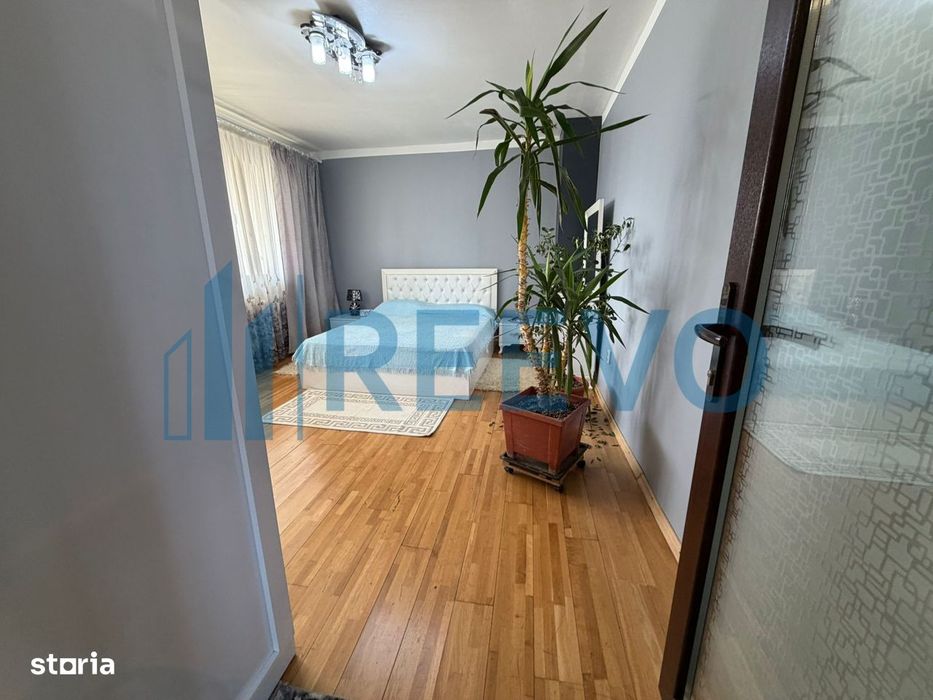 Casă/Vilă de vânzare în comuna Târgu Trotuș, județul Bacău.