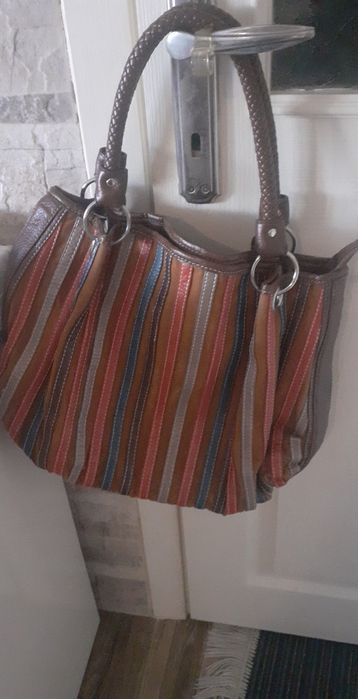 Дамски чанти 2броя за 10лв.