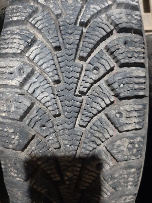 Продам шины 185/65/15