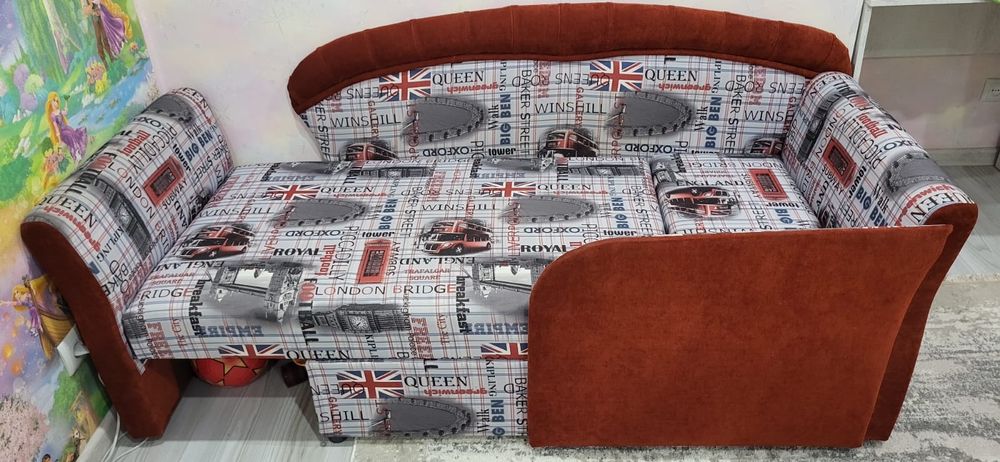 Детский диван продам