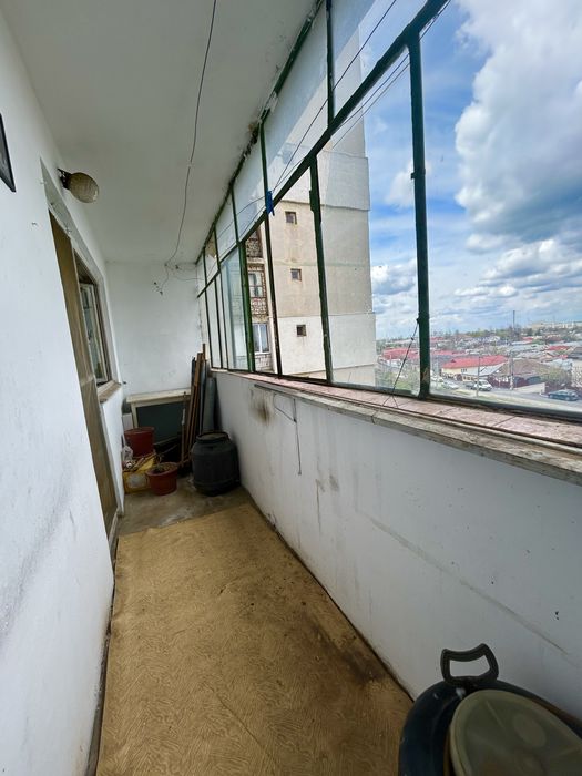 Apartament de vanzare cu 4 camere, Calarasi