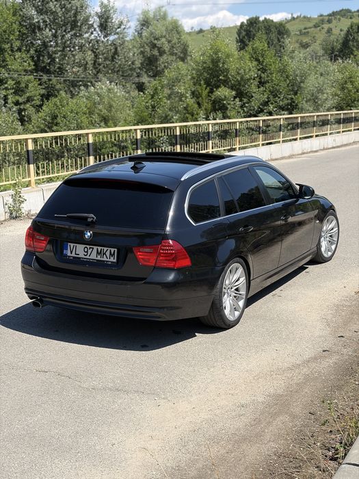 BMW e91 lci 2.0d 2012