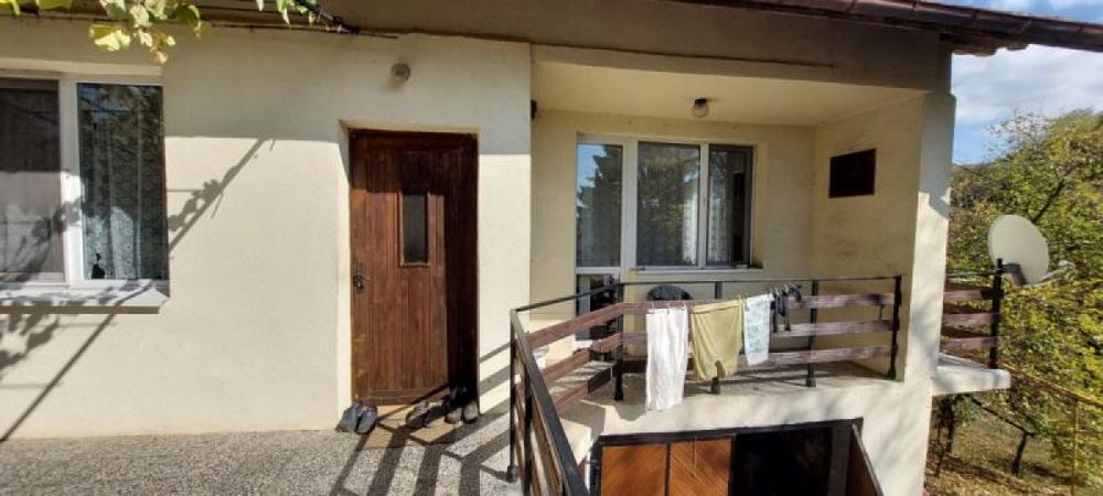 Продава се Къща в с. Горна Диканя, Област Перник - 108 кв.м за 806 €/кв.м - Снимка #17