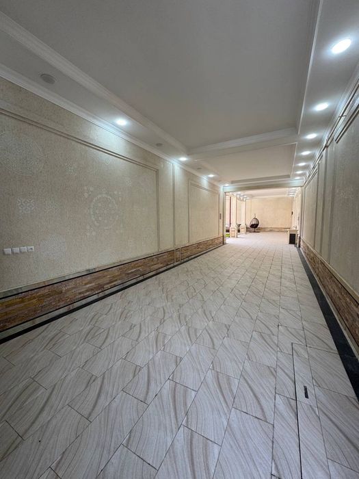 Ibn Sino Taxta bozor orqasida mahalla 5 sotix 8 hona Yangi uy