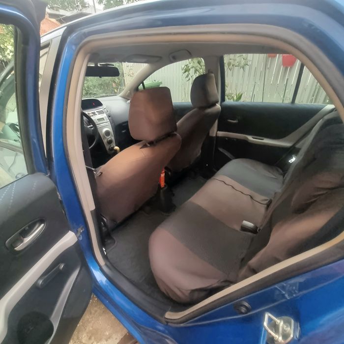 Toyota Yaris 1.3 benzină