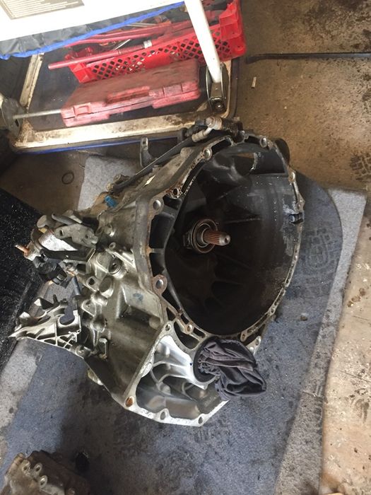 Cutie de viteze  nissan x trail t30 2.2 diesel an 2002-2005