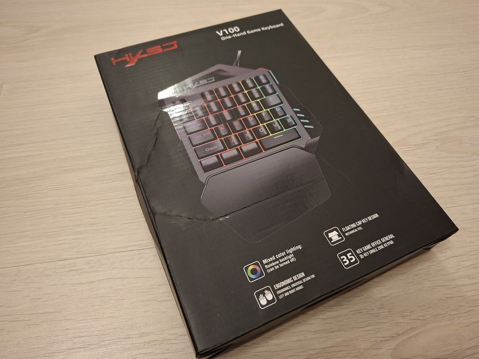 Tastatura mecanica gaming V100