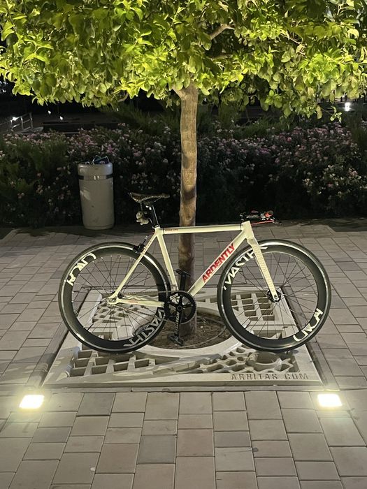 Велосипед фикс Ardently