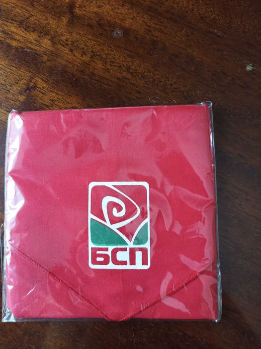 Артикули партия Бсп-Червена връзки тениски Шапка Знаменце