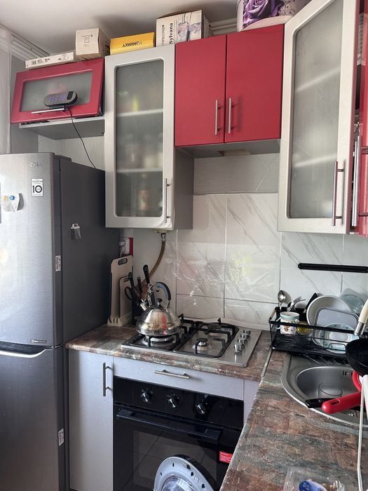 Продам квартиру шипина172а