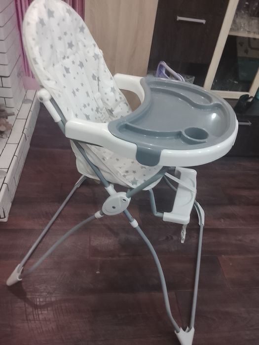 Продам стульчик для кормления