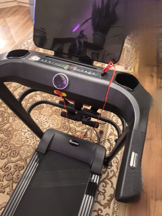 Продам беговую дорожку