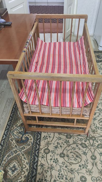 Детская кровать.