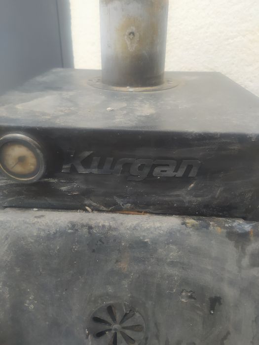 Продам печку угольную