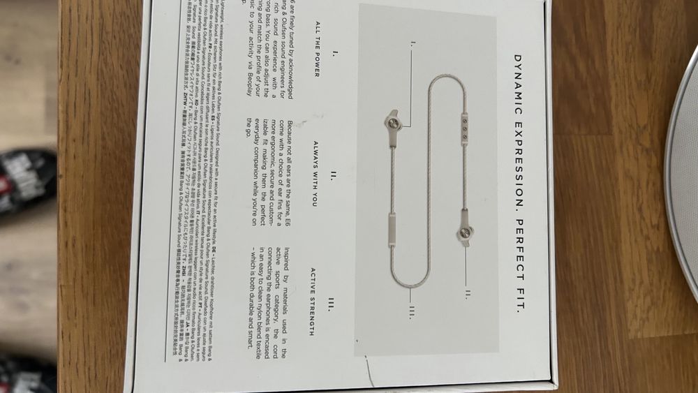 B&O casti beoplay E6 wireless