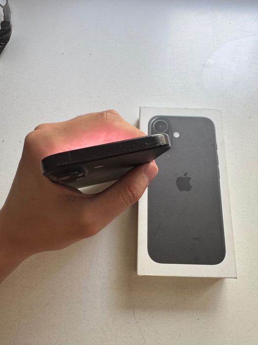 Продам айфон 16 без ремонта Iphone 16