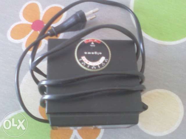 Продавам светкавица за фотоапарат.