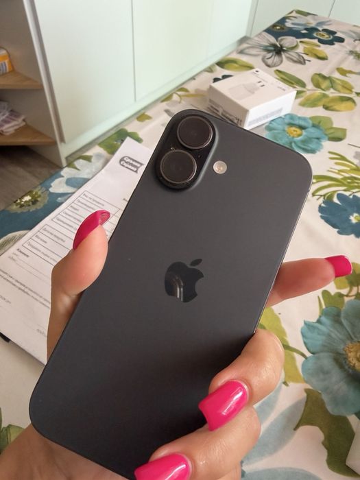 IPHONE 17 като нов