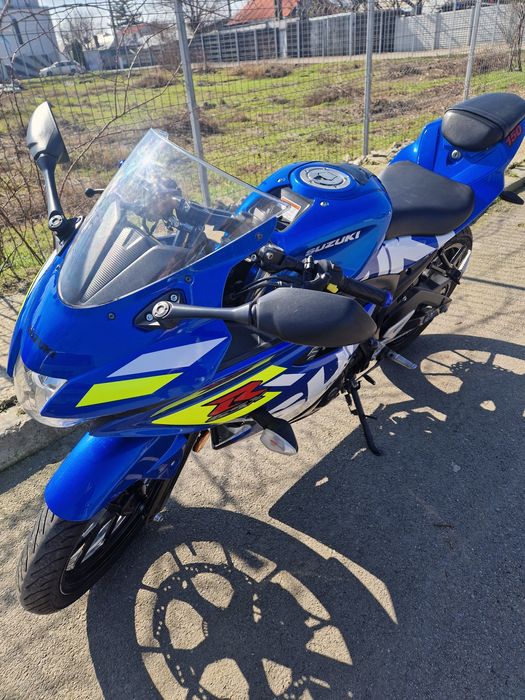 Suzuki gsxr 125 A1