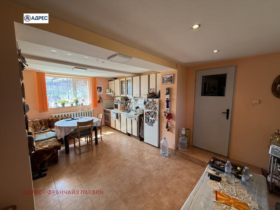 Продава се Къща в с. Згалево, Област Плевен - 120 кв.м за 633 €/кв.м - Снимка #7