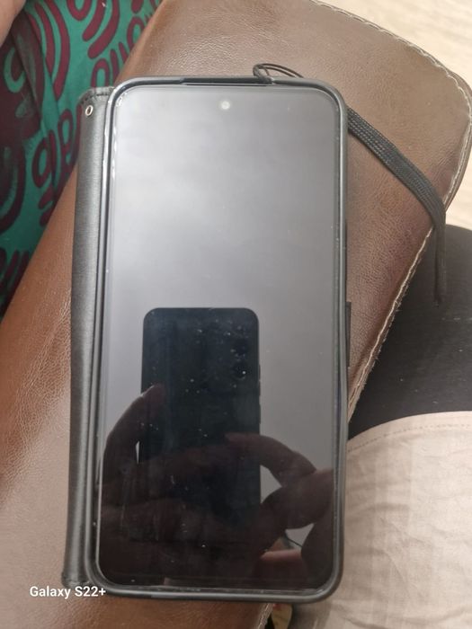 Продаю смартфон Redmi 15