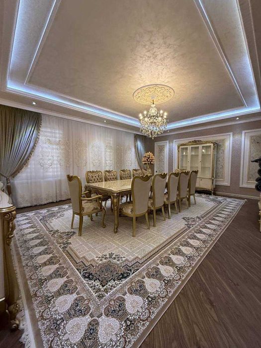 Яккасаройский Продается участок 6 сотых  144 школа 12 комната