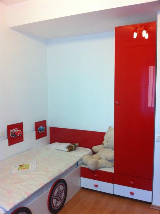 Set mobilier copii Cars din MDF lucios