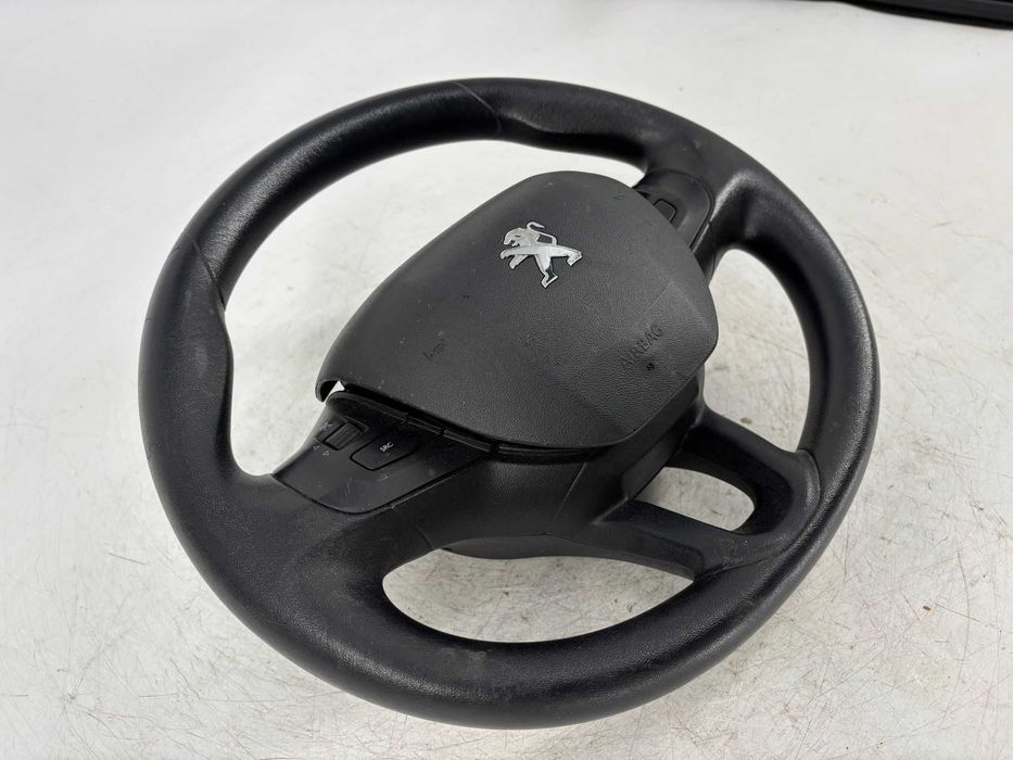 Volan cu comenzi Peugeot 208 an 2016