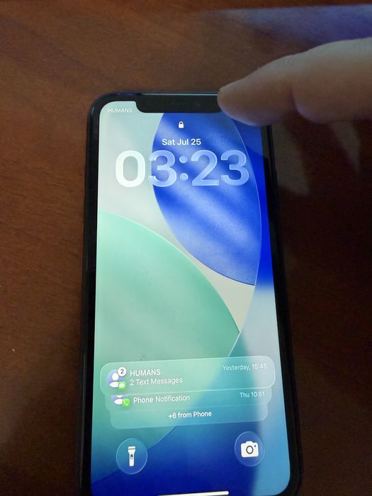 iPhone 11 Redmi Note 13 ga barter