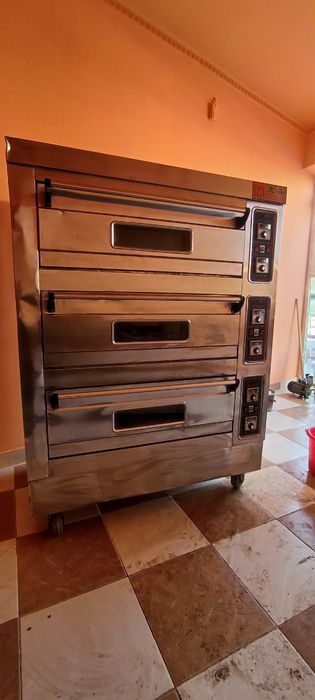 Elektr pesh  sotiladi .