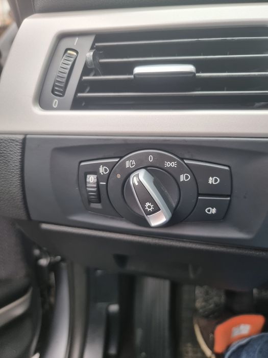 BMW 318d 2010 euro 5