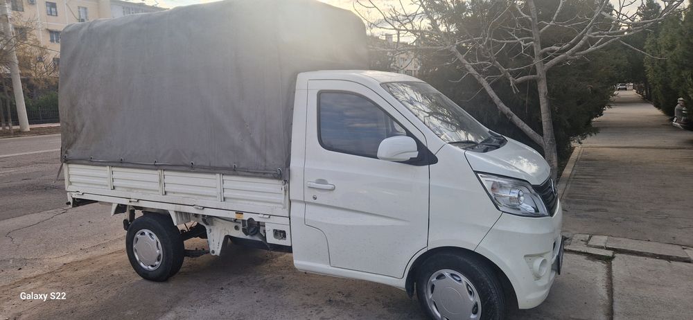 Чанган автомобили сотилади.