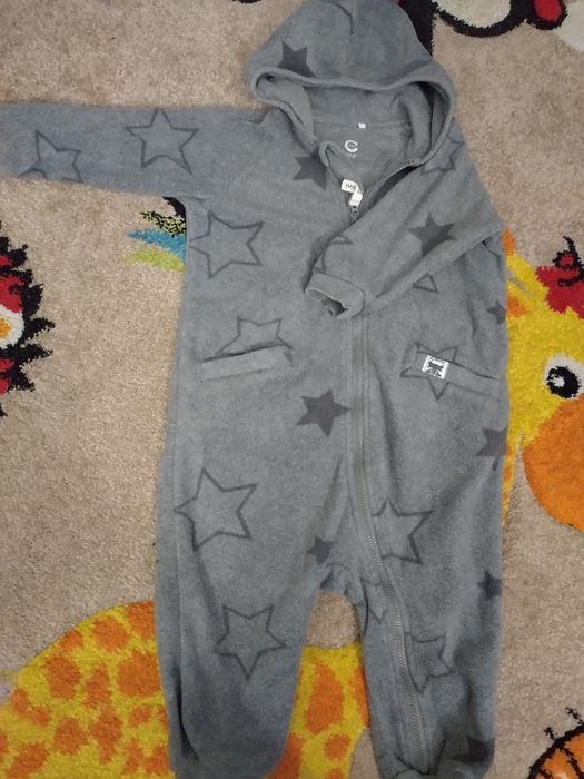 Нови зимни софтшел гащеризони и якета размер 86.92 и104

800550

loc 2