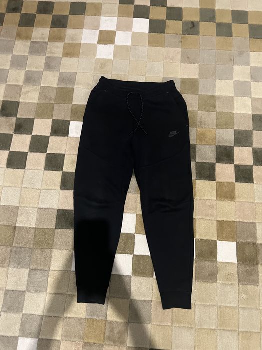 Nike Tech Fleece штаны (Оригинал) — Размер S, Черные