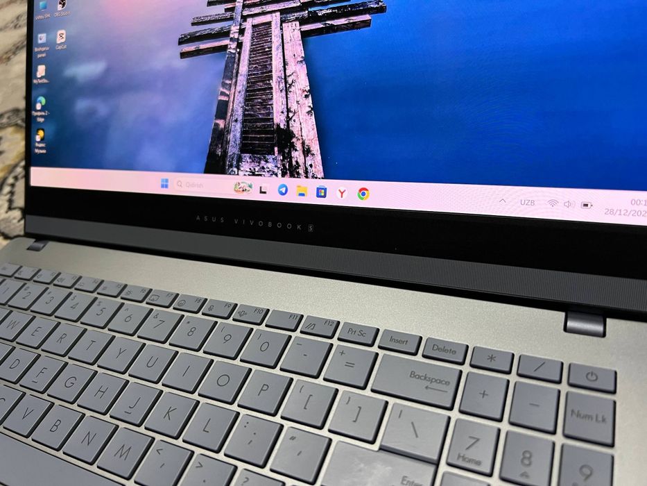 Asus Vivobook s15 OLED