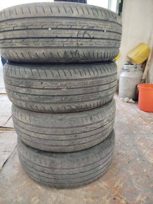 Летняя резина 215 60 R16