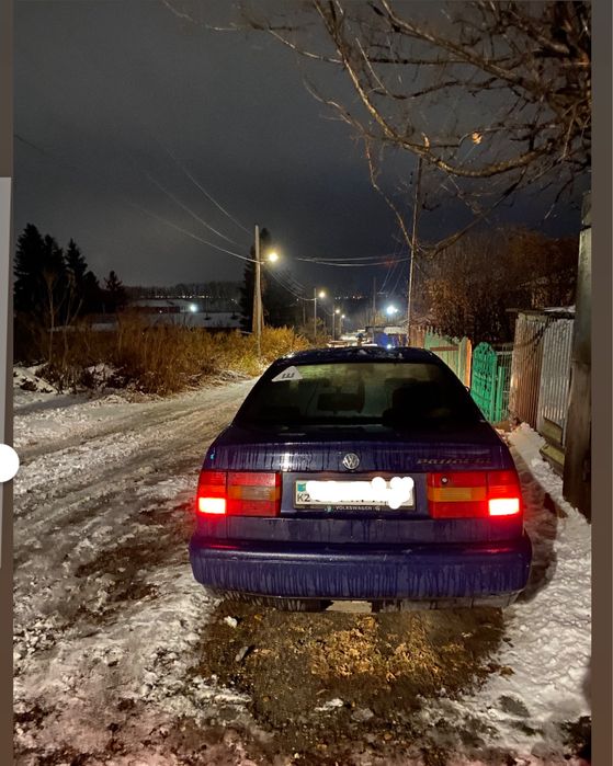 Машина Пассат б4