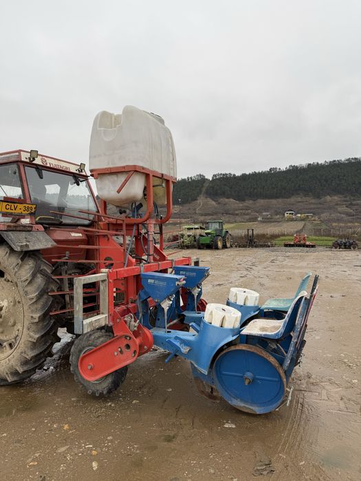 Masina plantat rasaduri Ferrari Fmax