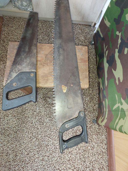 Продам молоток,топор, зубила