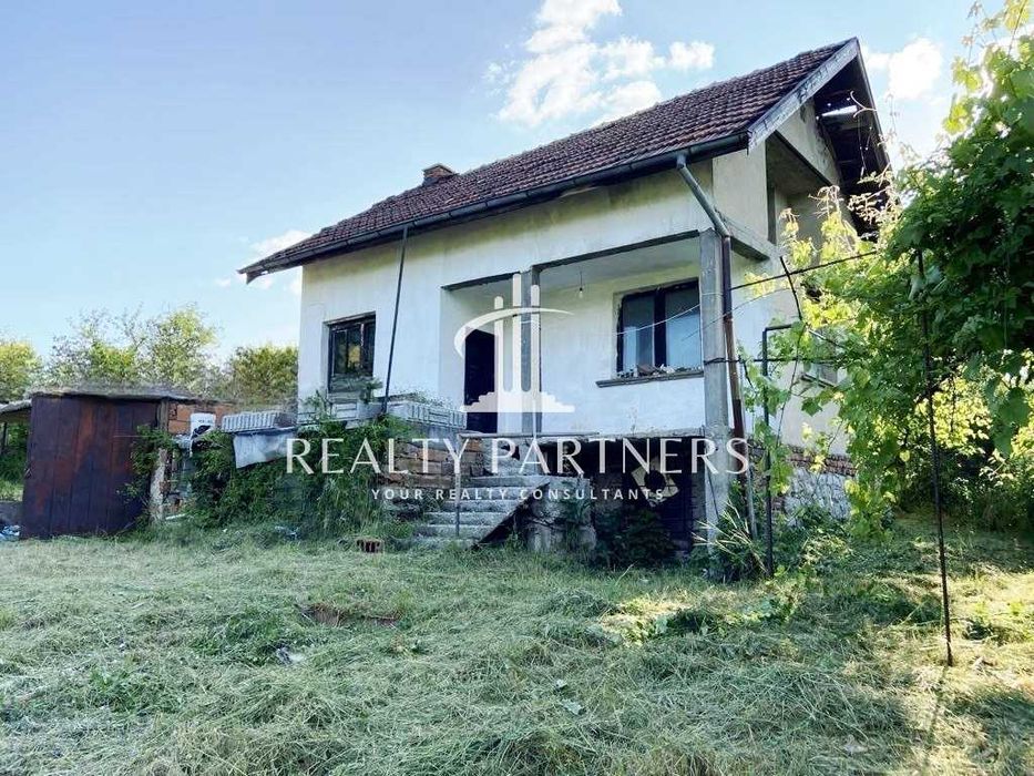 Продава се Къща в с. Кралев дол, Област Перник - 90 кв.м за 1000 €/кв.м - Снимка #2