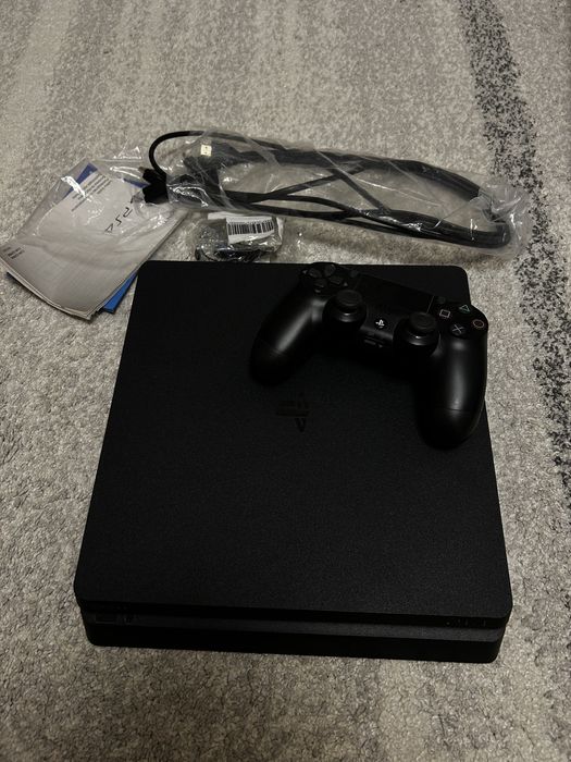 Ps4 slim 1Tb продам