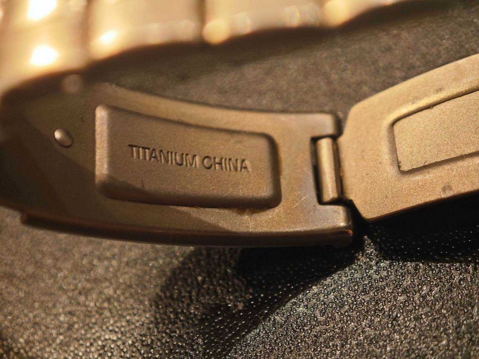 Мъжки часовник Adidas, 40 мм титан, кварц, дата, хронограф, запазен