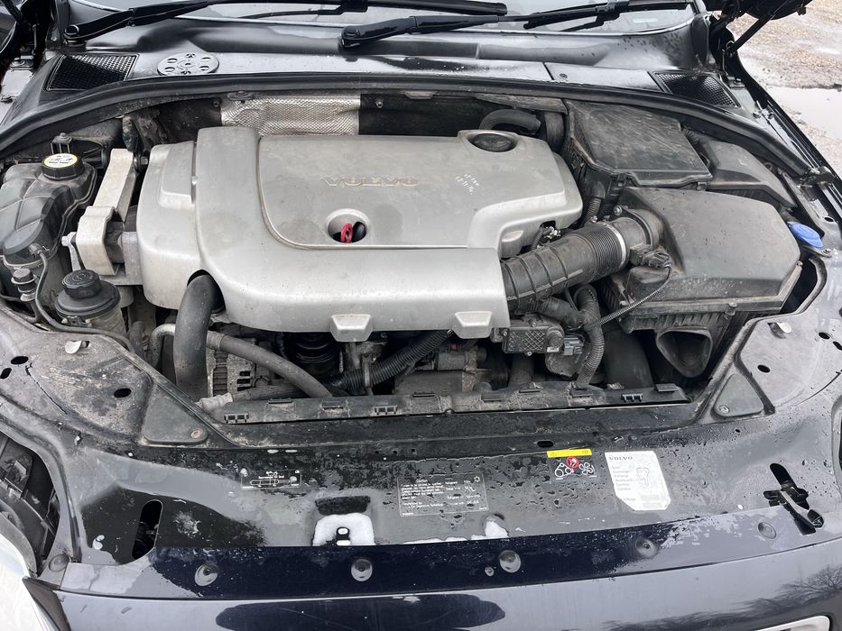 Volvo xc70 2.4 d5 185 awd