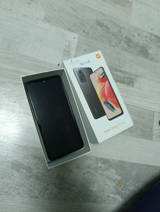 Продаю телефон Redmi Not 12 pro