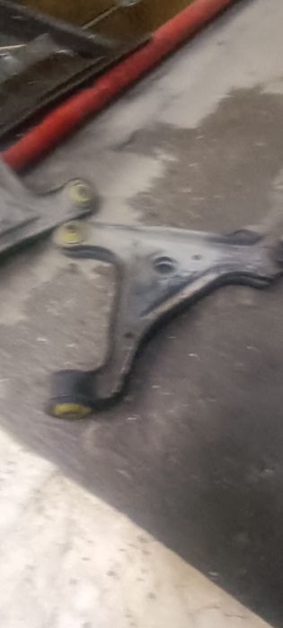 Рычаг перед Omega B (рест)