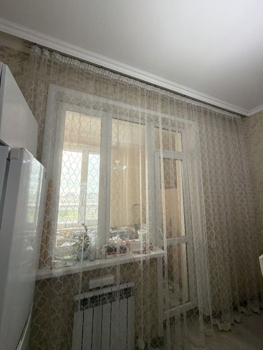 Продам тюль с узорами 5 м