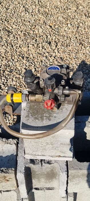 Pompa de apa sau ulei