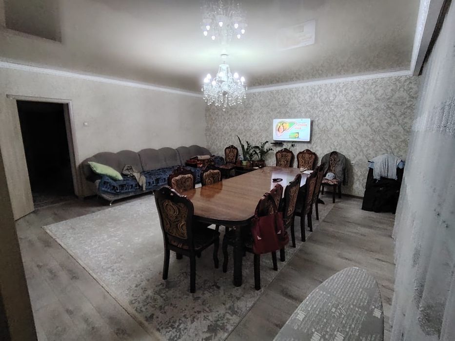 Стол гостевой