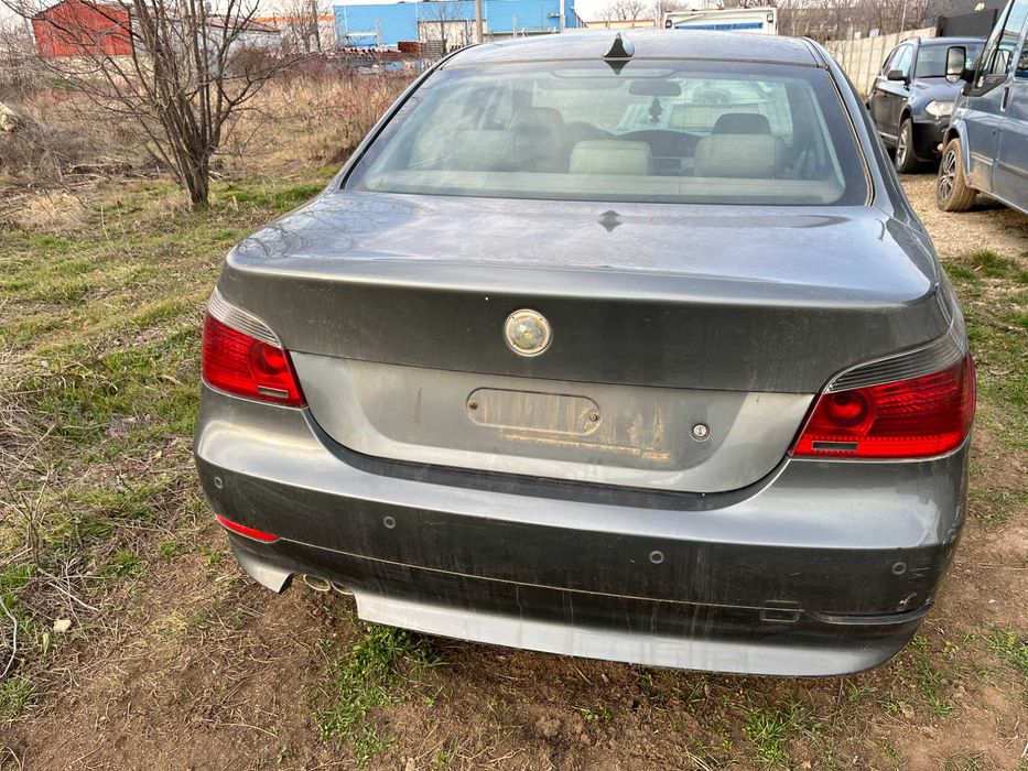 Dezmembrez BMW seria 5 E60 525d an 2006 de Europa