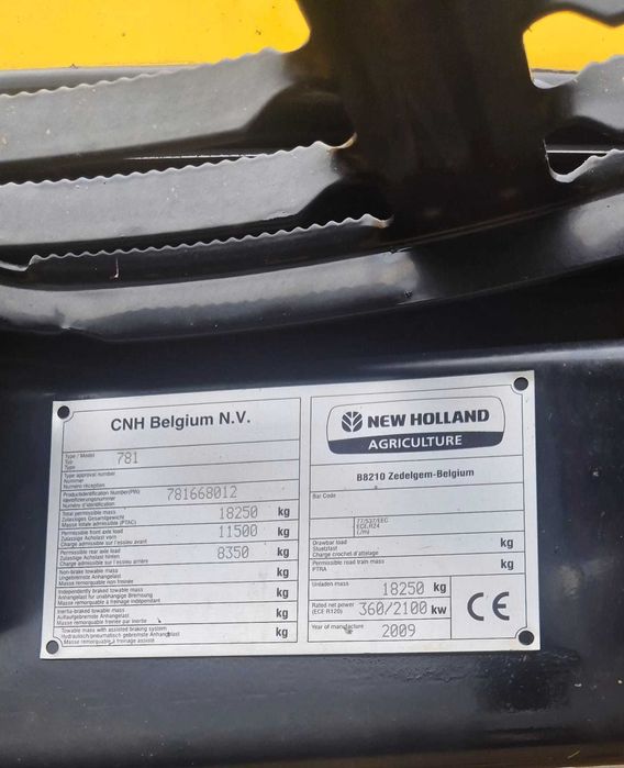 Combina New Holland CR9080